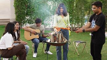 TreeHouse Sunrise Resort & Caravan Park