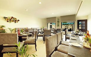 TreeHouse Sunrise Resort & Caravan Park