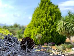 Stunning 3-bedroom Villa Near Malia Beach