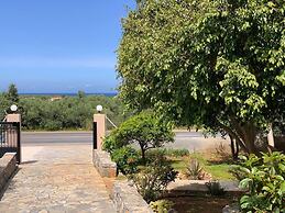 Stunning 3-bedroom Villa Near Malia Beach