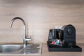 Homaris Boxi Studios