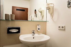 Homaris Boxi Studios