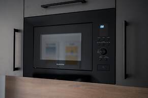 Homaris Boxi Studios