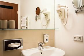 Homaris Boxi Studios