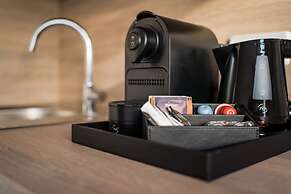 Homaris Boxi Studios