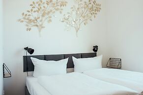 The Rix Studios & Suites