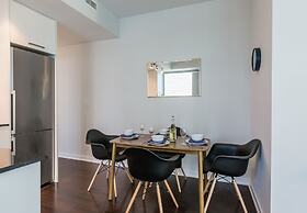 12 York St Condo - Financial District