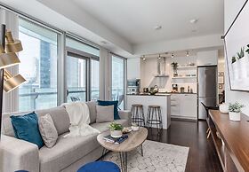 12 York St Condo - Financial District