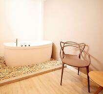 Fence by Bernalo Hotels