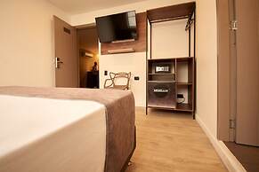 Fence by Bernalo Hotels