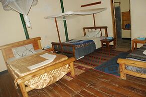 Ruhondeza Lodge