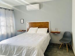 Pelicanos Apartments