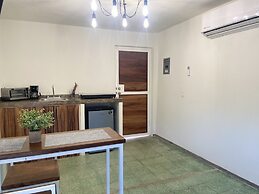 Pelicanos Apartments