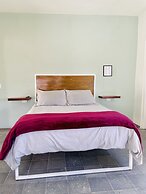 Pelicanos Apartments