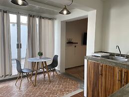 Pelicanos Apartments