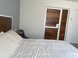 Pelicanos Apartments