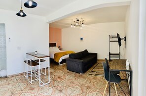 Pelicanos Apartments