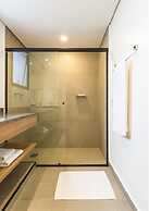 Consolação by Charlie