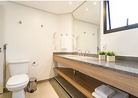 Consolação by Charlie