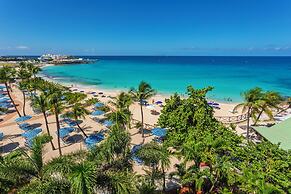 Royal Islander Resort La Plage