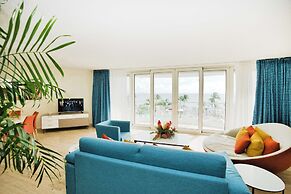 Royal Islander Resort La Plage
