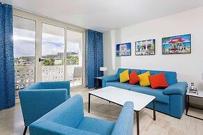 Royal Islander Resort La Plage