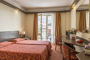 Hotel Drago - Garda Lake Collection