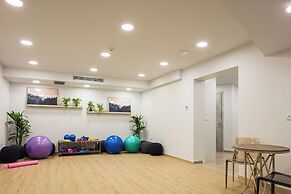 Lines Concept Accommodation