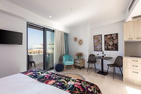 Lines Concept Accommodation