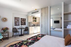 Lines Concept Accommodation