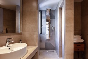 Lines Concept Accommodation