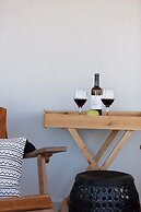 Lines Concept Accommodation