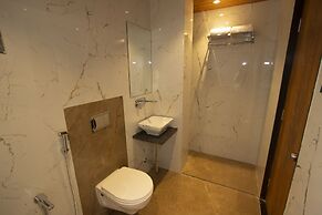 Monarch Montvert Rabale