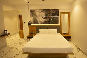 Monarch Montvert Rabale