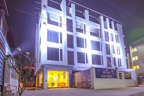 Monarch Montvert Rabale