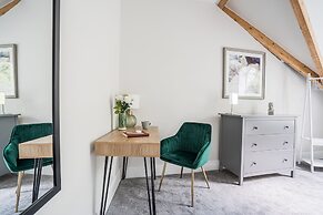 HG Collection - Central Cardiff