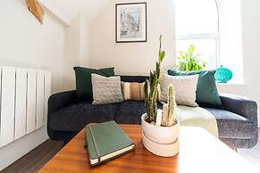 HG Collection - Central Cardiff