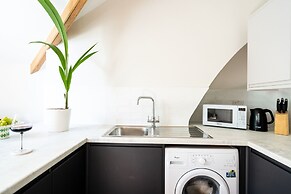 HG Collection - Central Cardiff