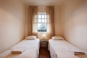 Liiiving in Açores-Mountain Island House