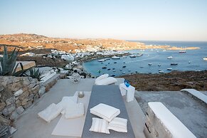 Mykonos Psarou Place