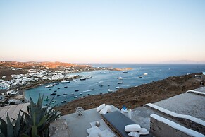 Mykonos Psarou Place