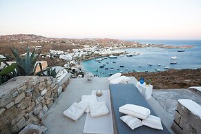 Mykonos Psarou Place