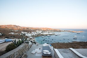 Mykonos Psarou Place