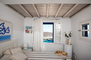 Mykonos Psarou Place