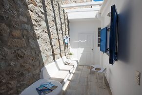 Mykonos Psarou Place