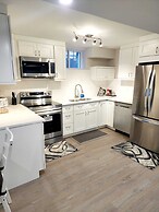 Stunning - Basement Apt in Barrie