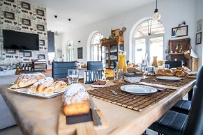 Panacea Country House