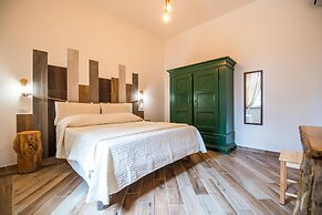 Panacea Country House