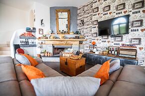 Panacea Country House