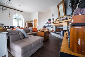 Panacea Country House